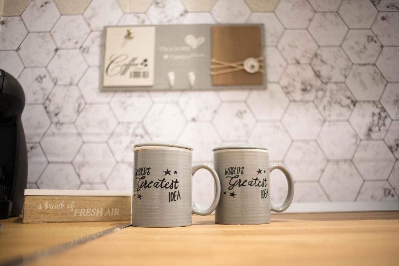 La Pequena Apartment เบเลซรูบิโอ ภายนอก รูปภาพ