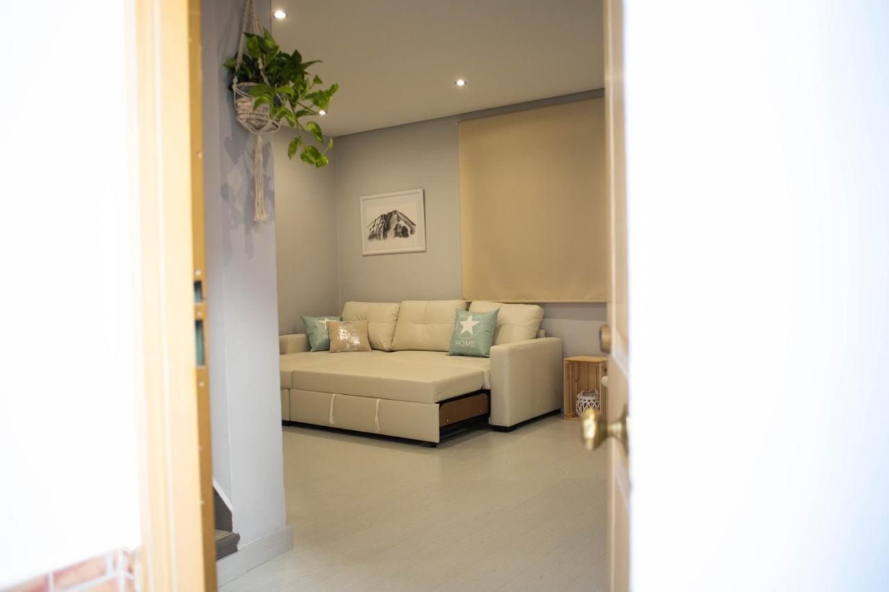 La Pequena Apartment เบเลซรูบิโอ ภายนอก รูปภาพ