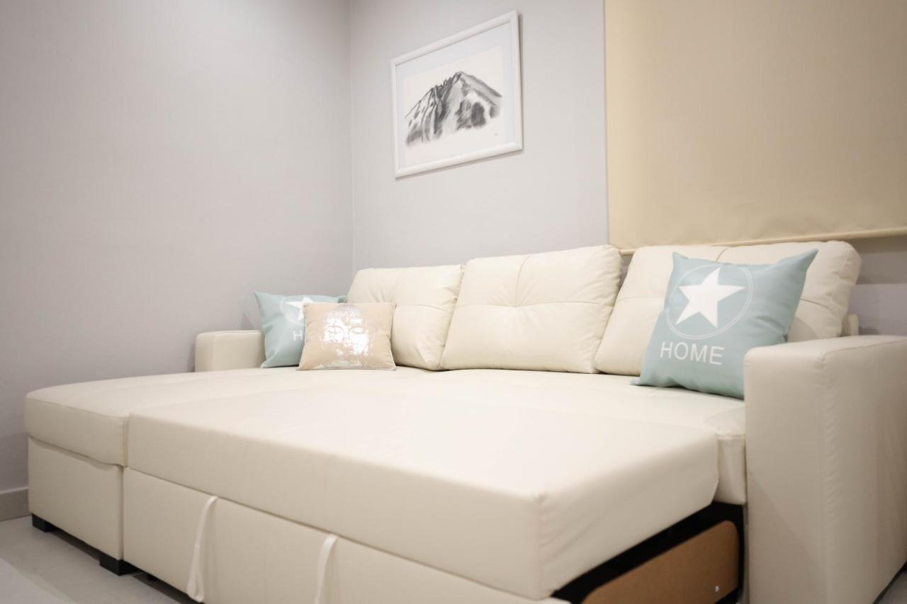 La Pequena Apartment เบเลซรูบิโอ ภายนอก รูปภาพ