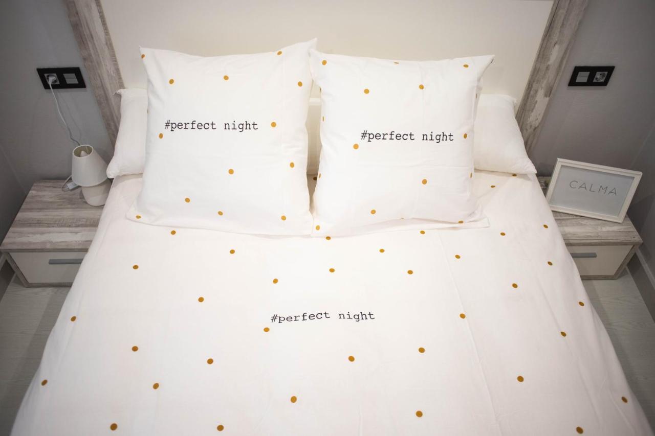 La Pequena Apartment เบเลซรูบิโอ ภายนอก รูปภาพ